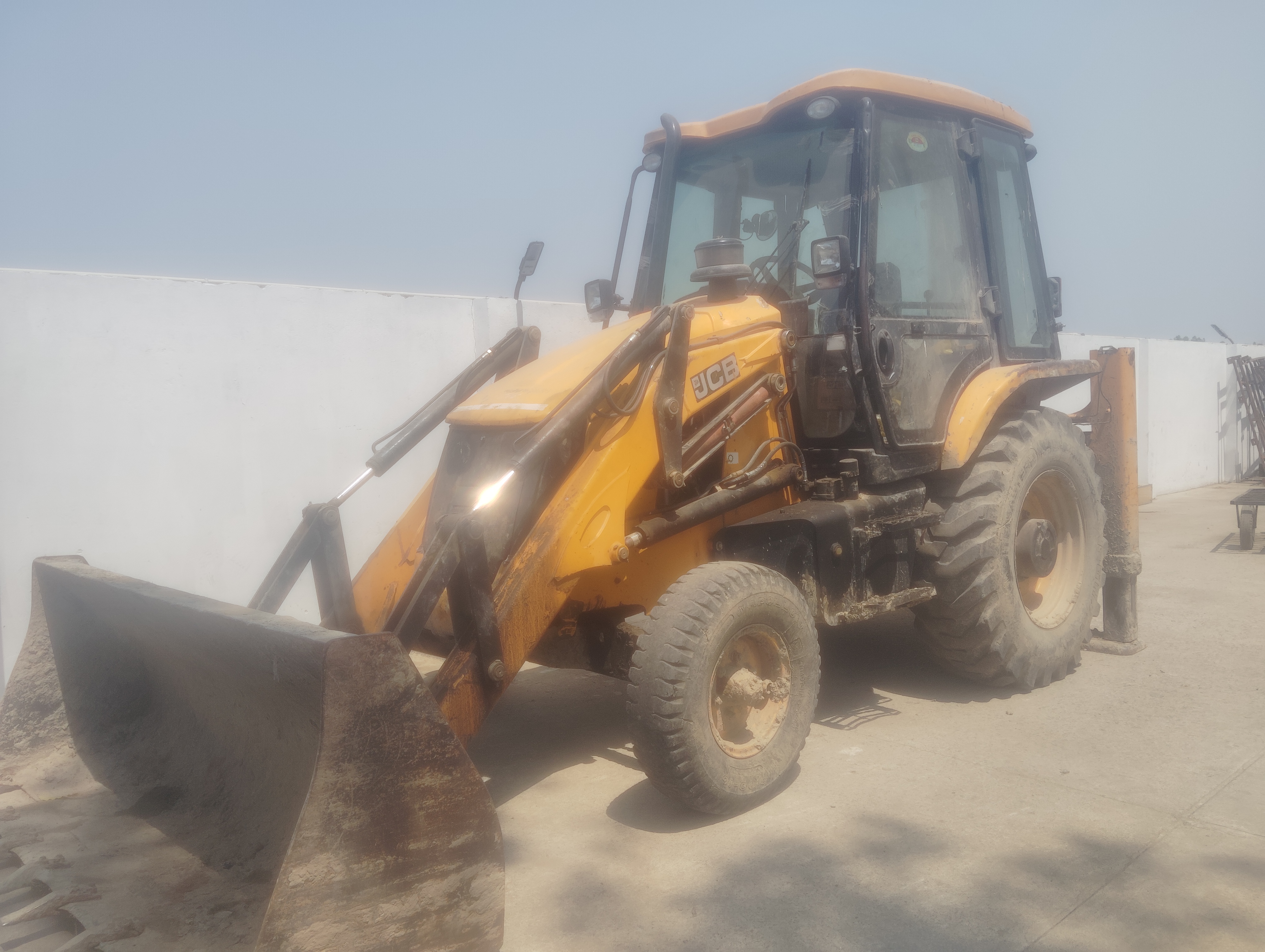 Jcb 3DXL