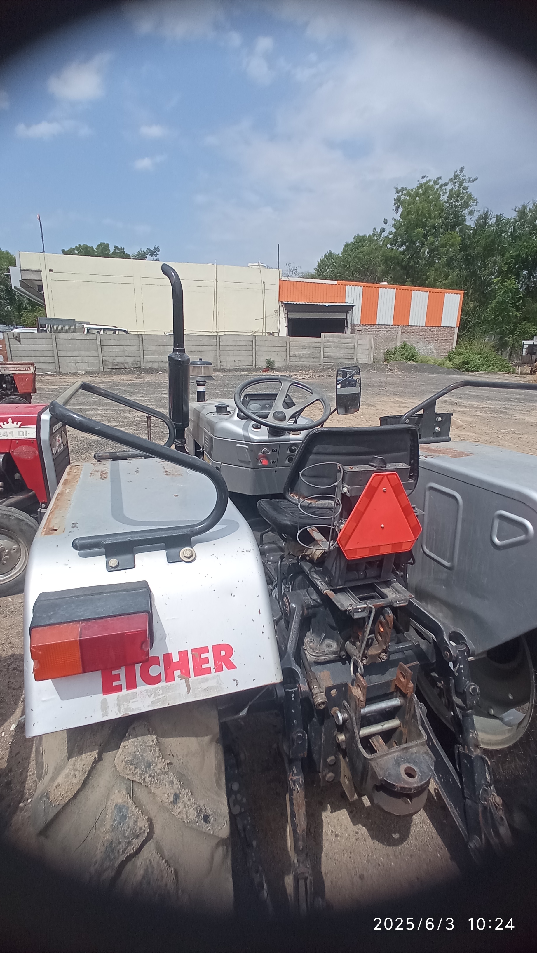 Eicher 485