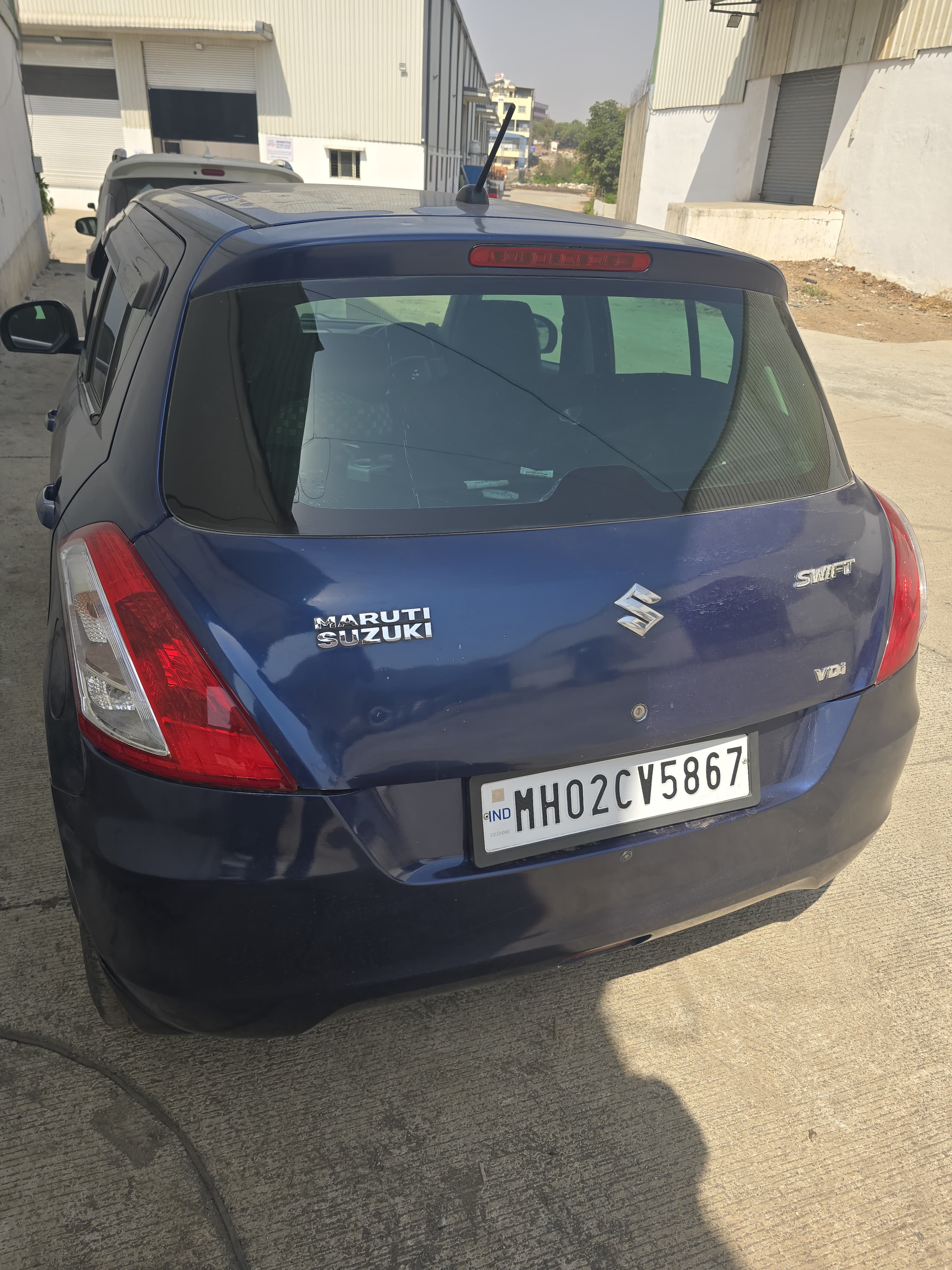 MARUTI SUZUKI SWIFT