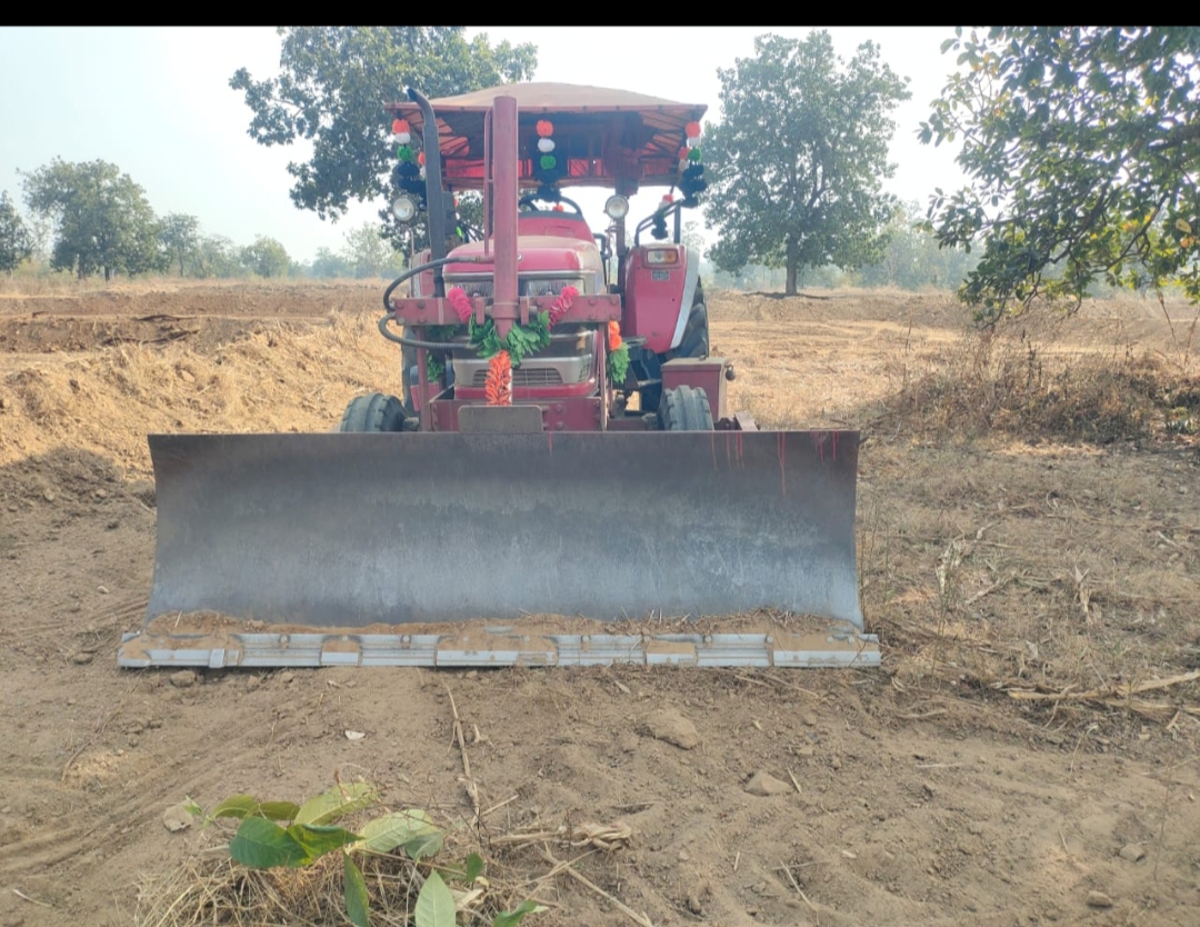MAHINDRA Arjun Novo 605 Di-i