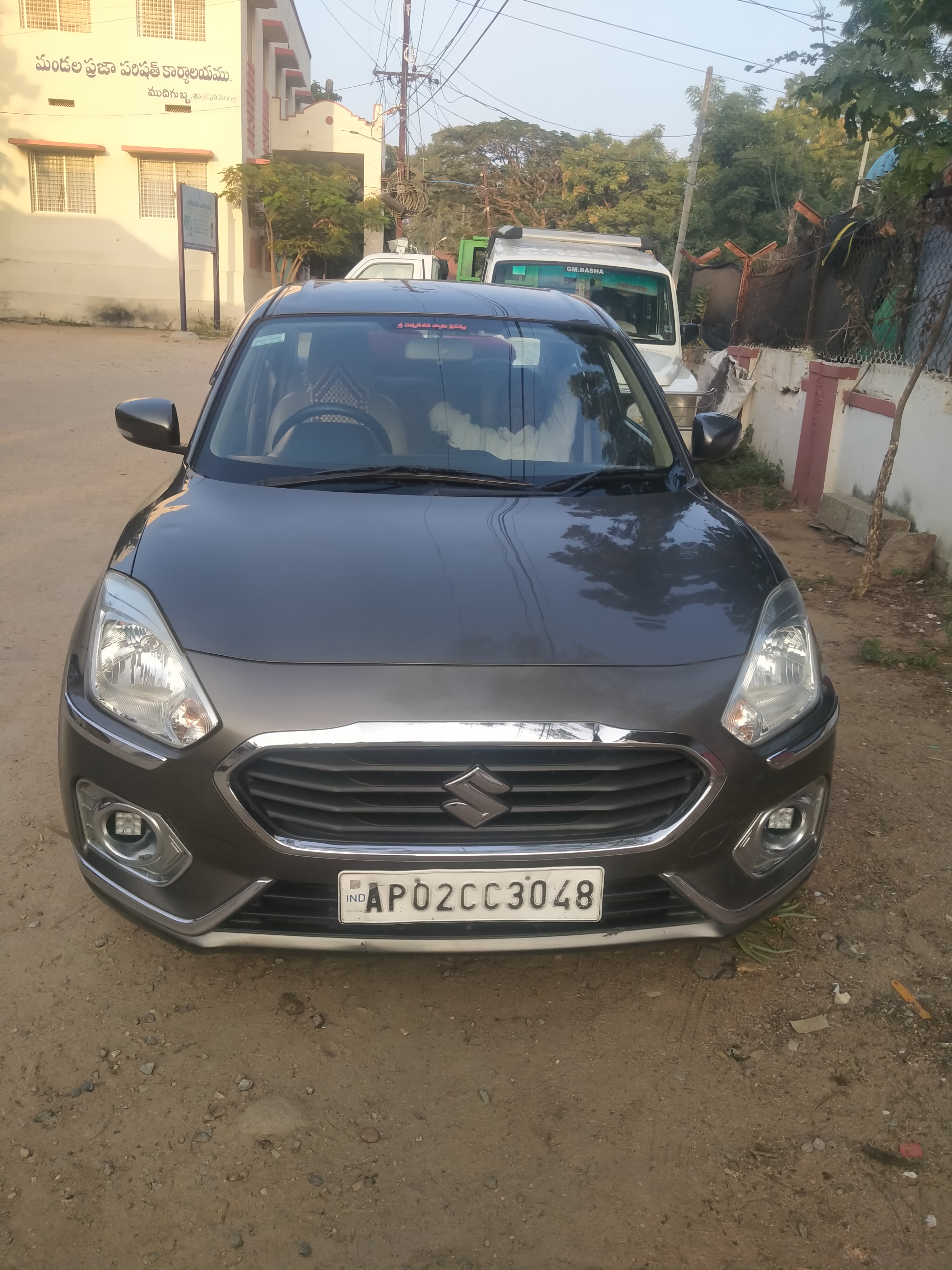 MARUTI SUZUKI Dzire