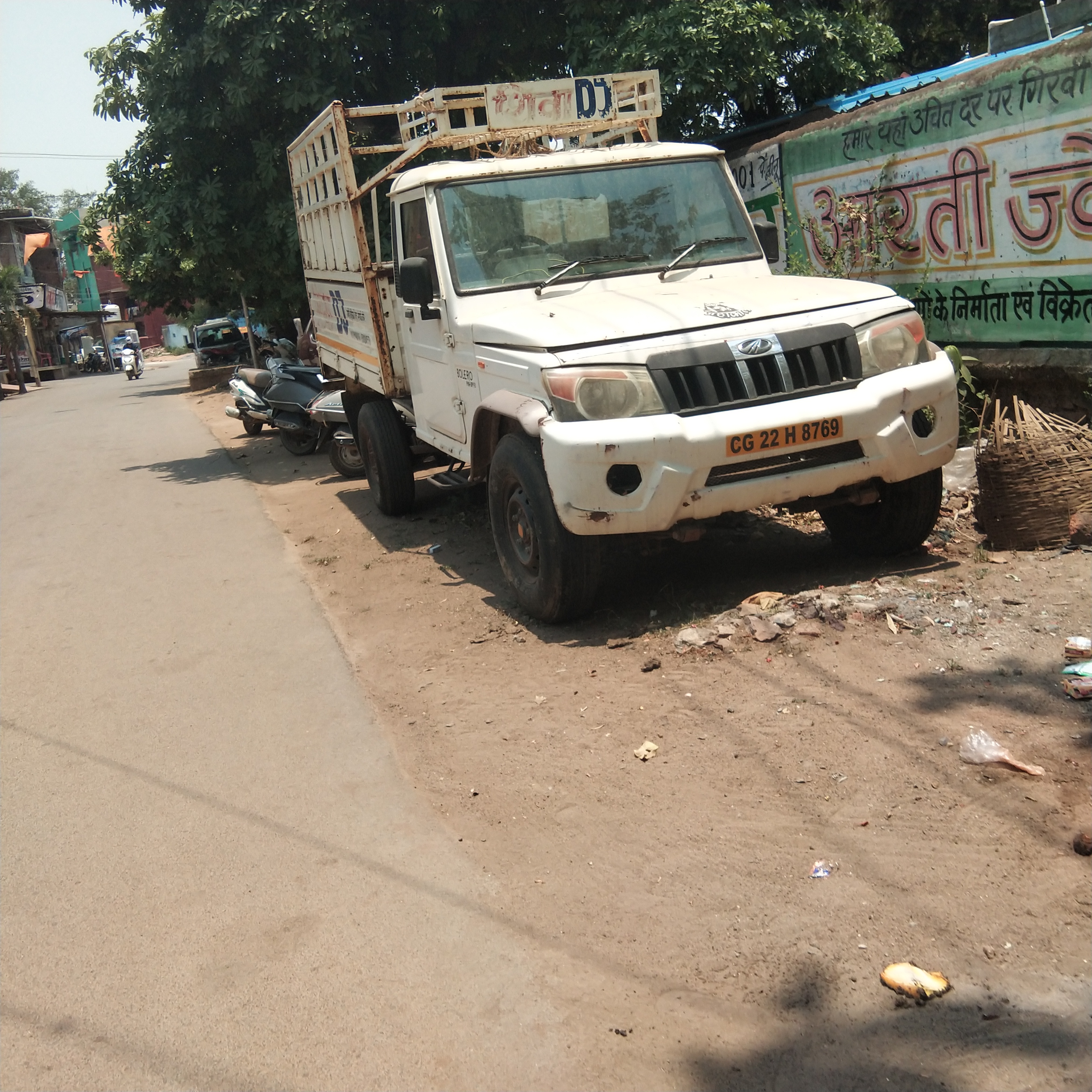 MAHINDRA Bolero Pikup CNG