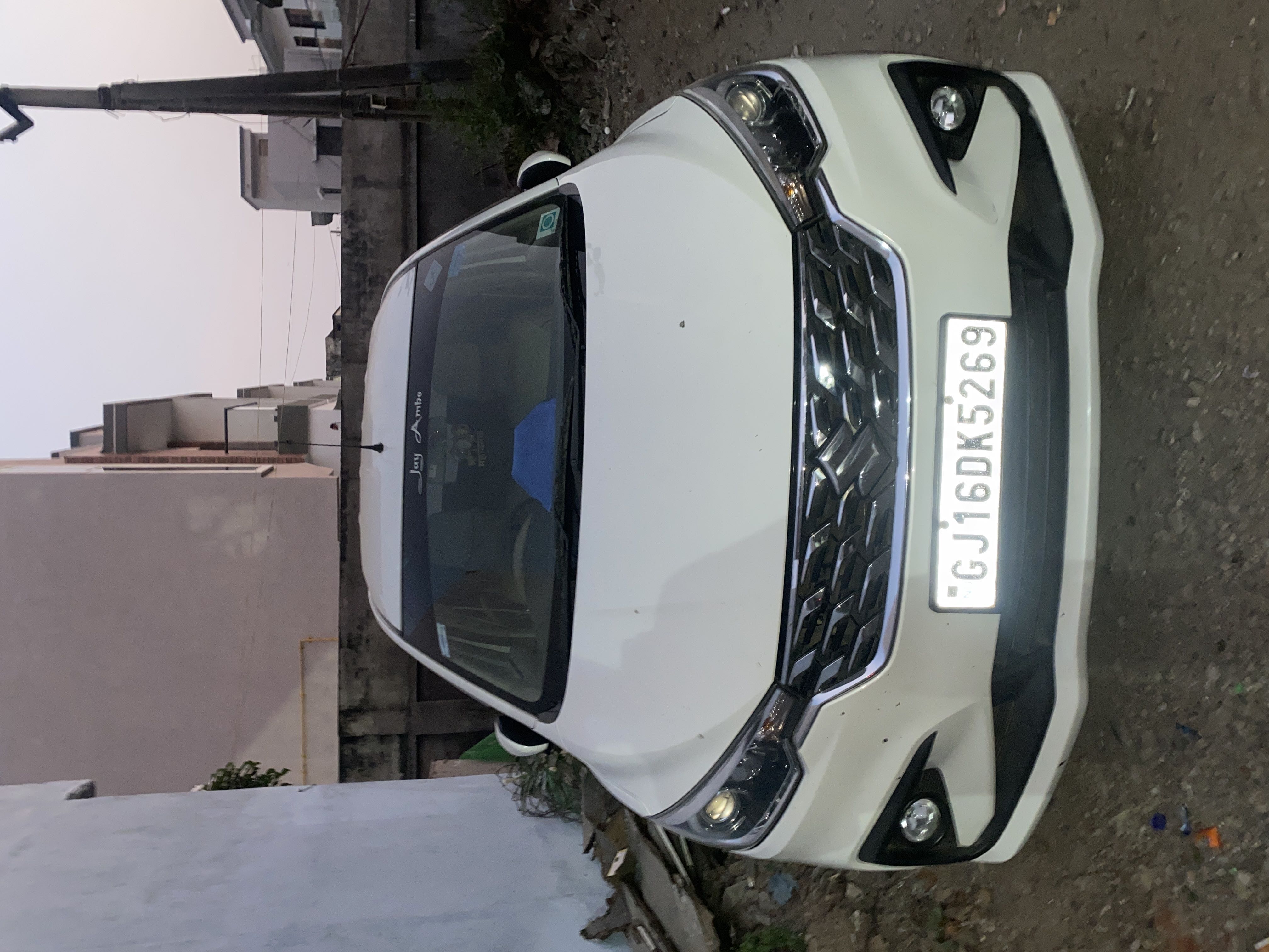 MARUTI SUZUKI ERTIGA