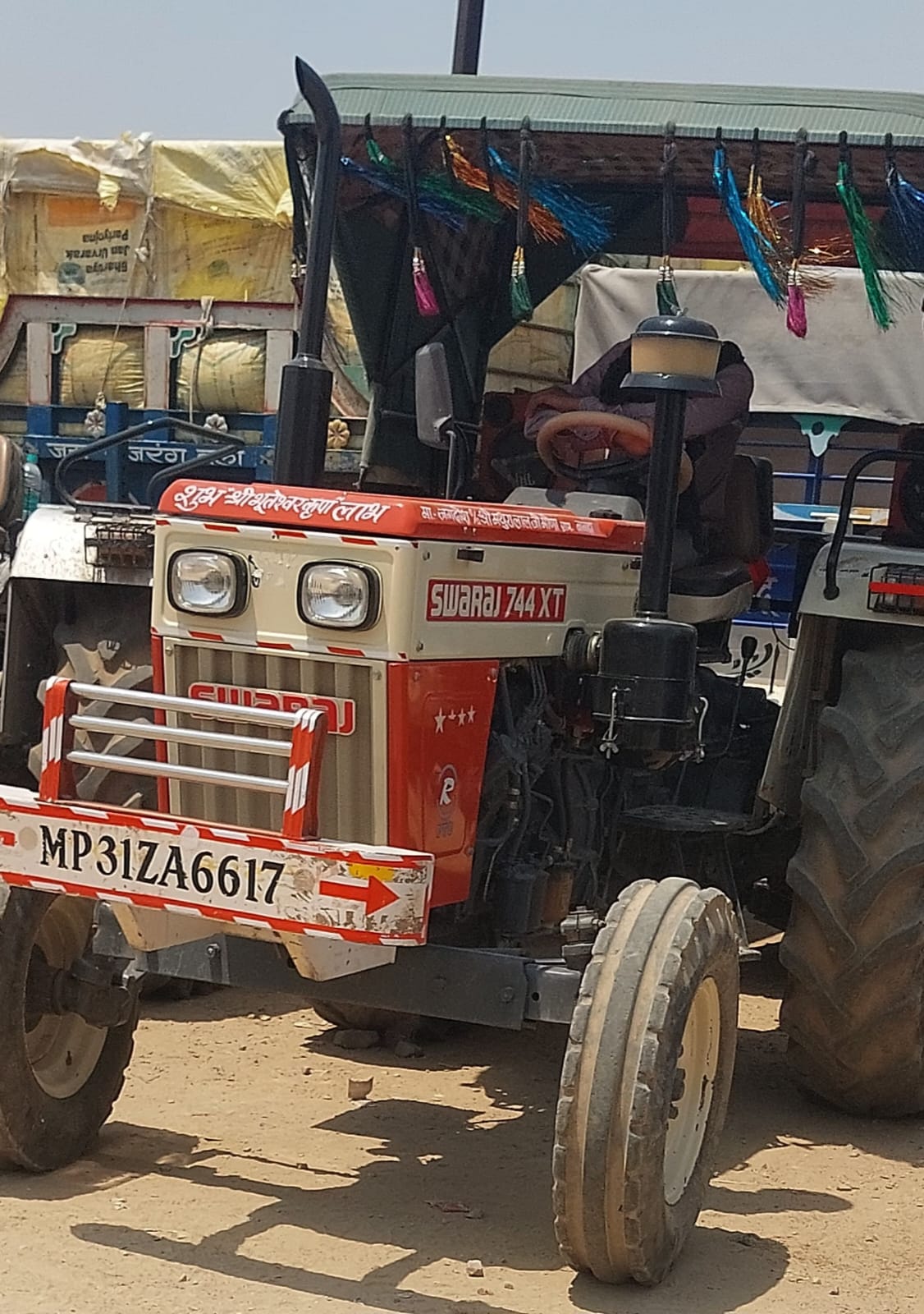 Swaraj 744 Xt 