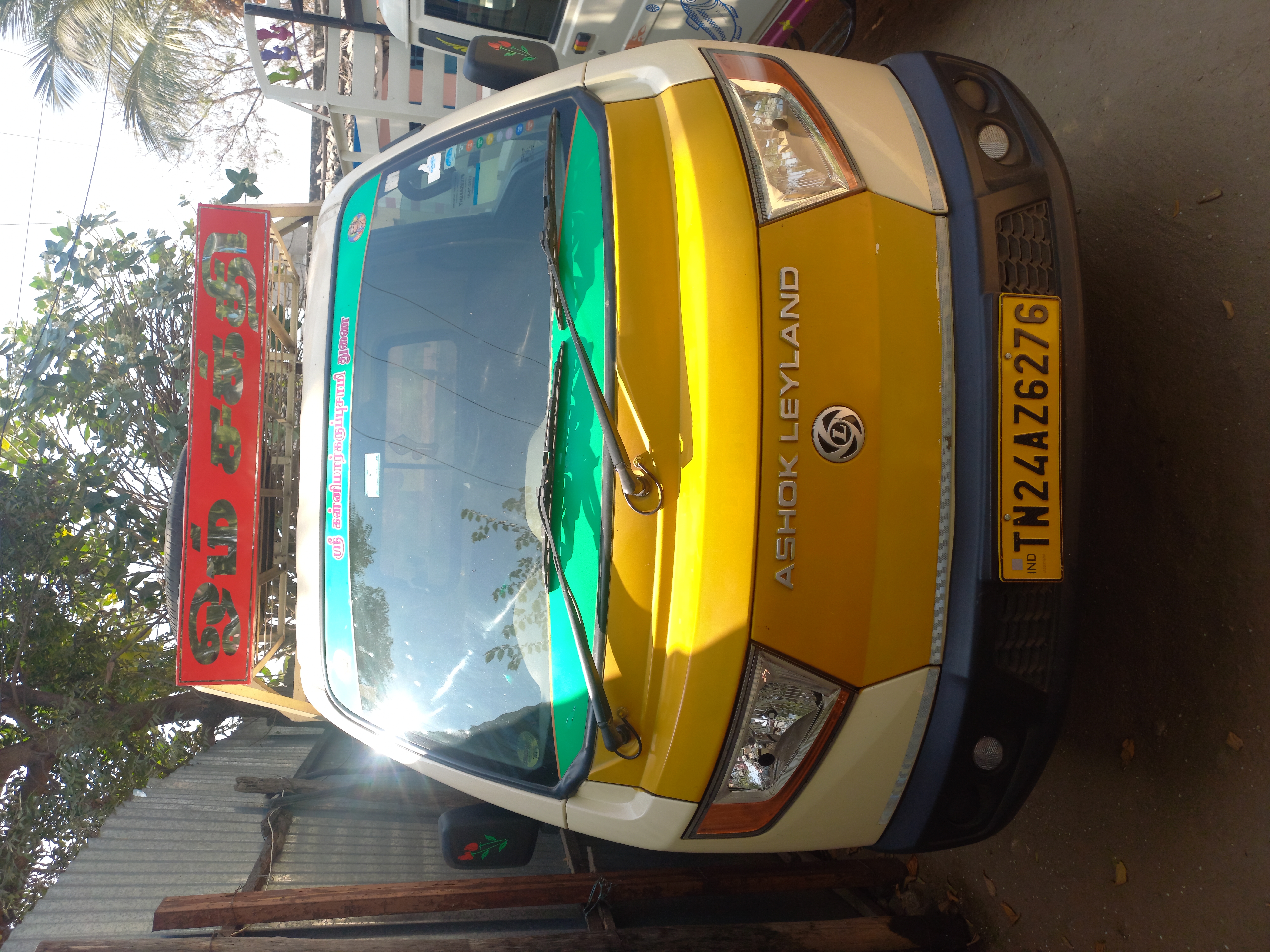 ASHOK LEYLAND BADA DOST I2